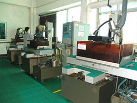 線（xiàn）切割車間